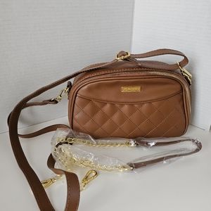 Crossbody convertible bag